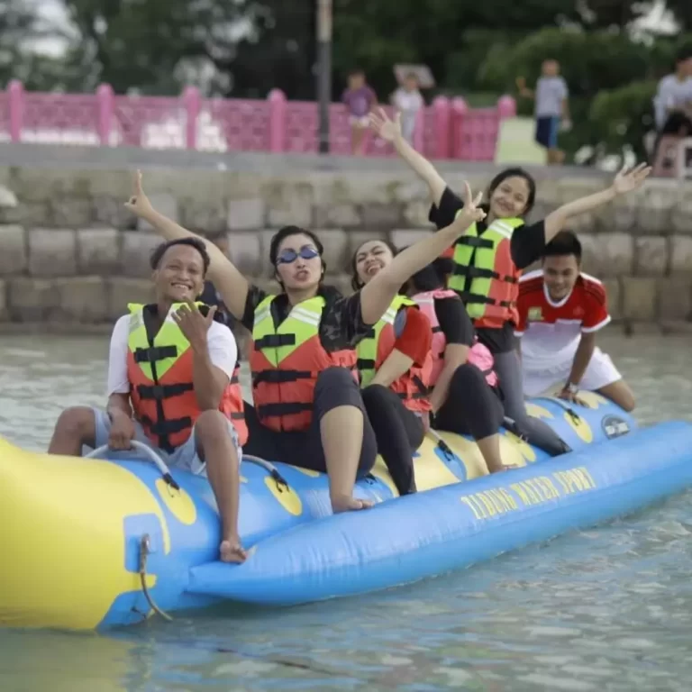 bananaboat-pulau-seribu.webp